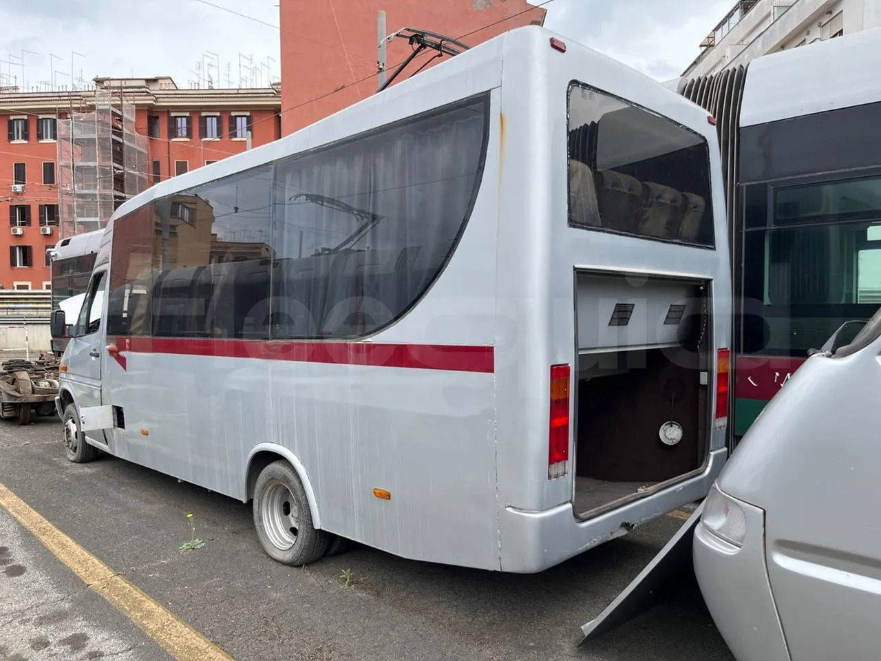 N. 2 Mercedes-Benz 414T - Minibus, Passenger van: picture 5 N. 2 Mercedes-Benz 414T - Minibus, Passenger van: picture 5