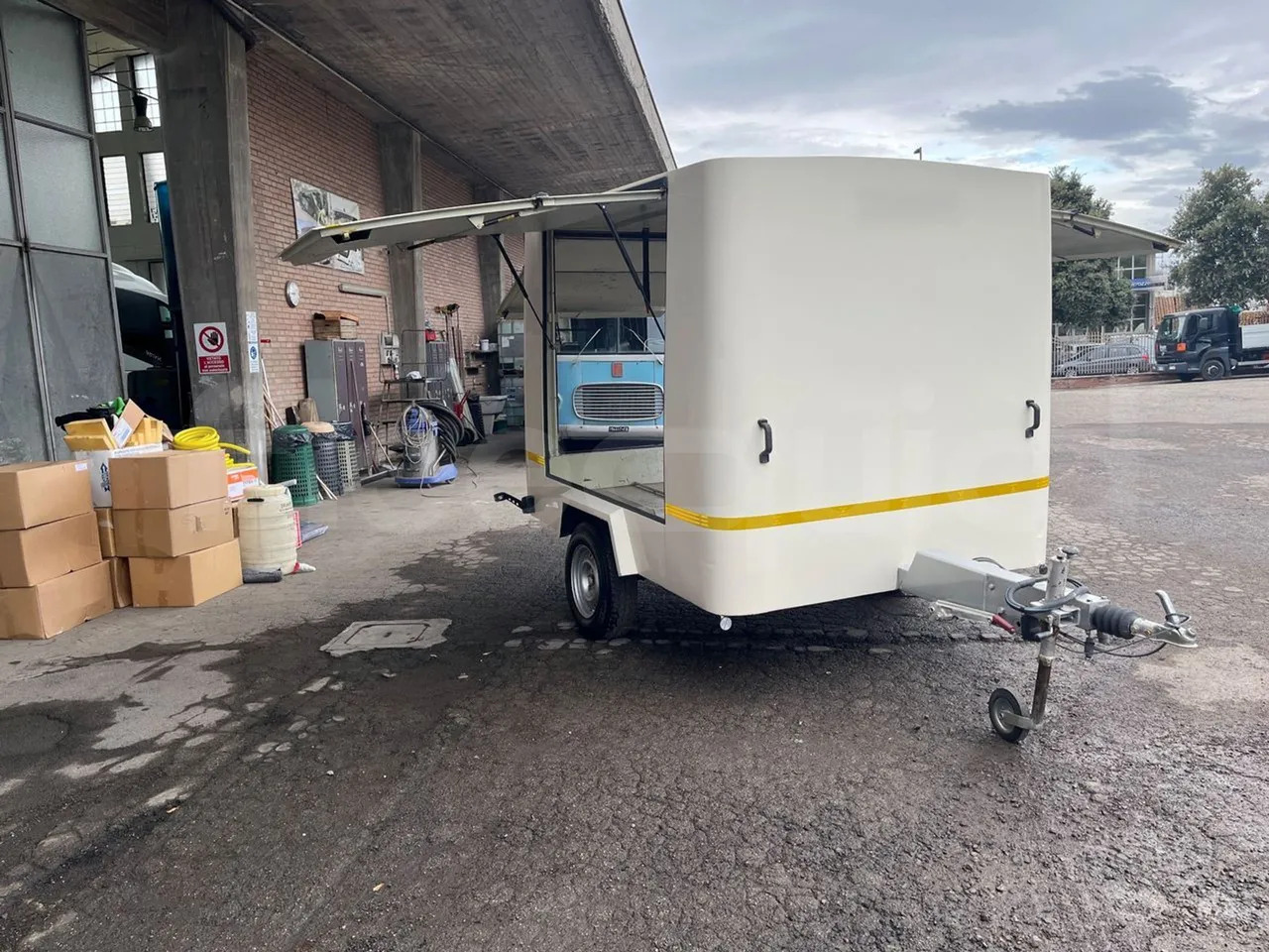 Coach Pedretti M1500: picture 1