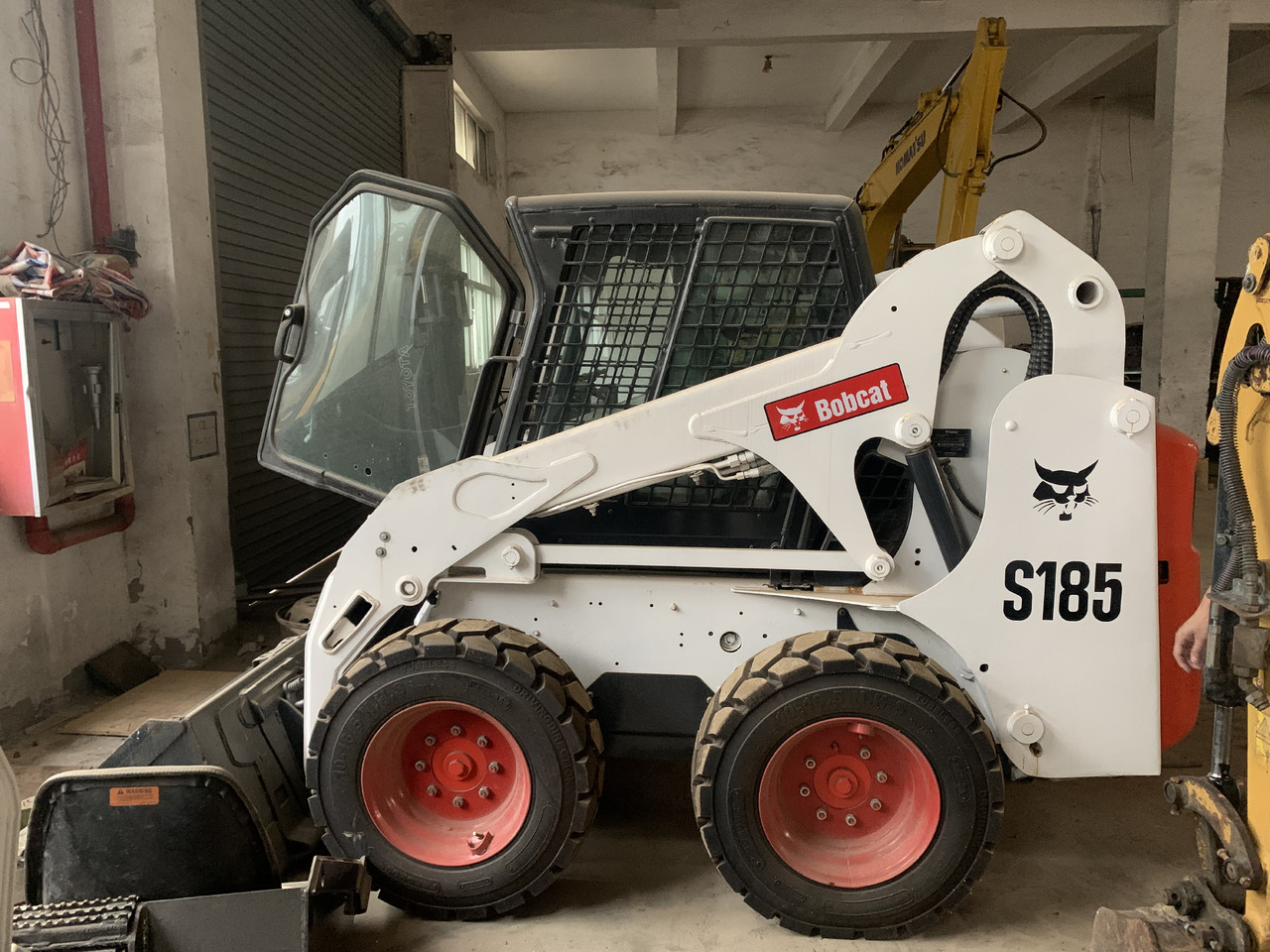 BOBCAT S185 - Skid steer loader: picture 2 BOBCAT S185 - Skid steer loader: picture 2