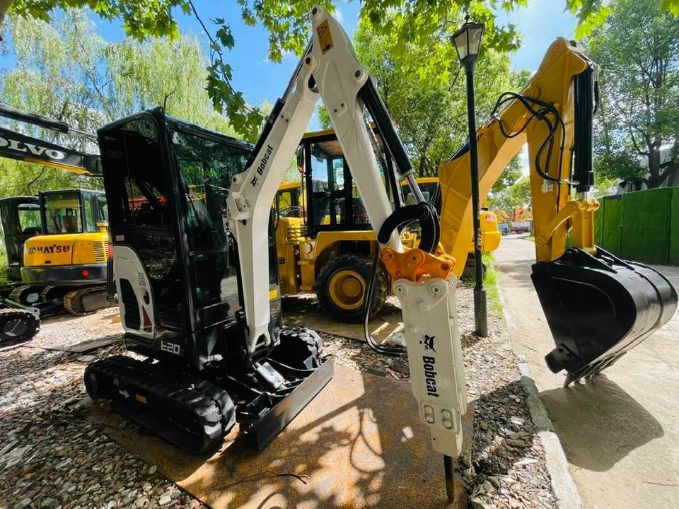 Bobcat E20z - Mini excavator: picture 1 Bobcat E20z - Mini excavator: picture 1