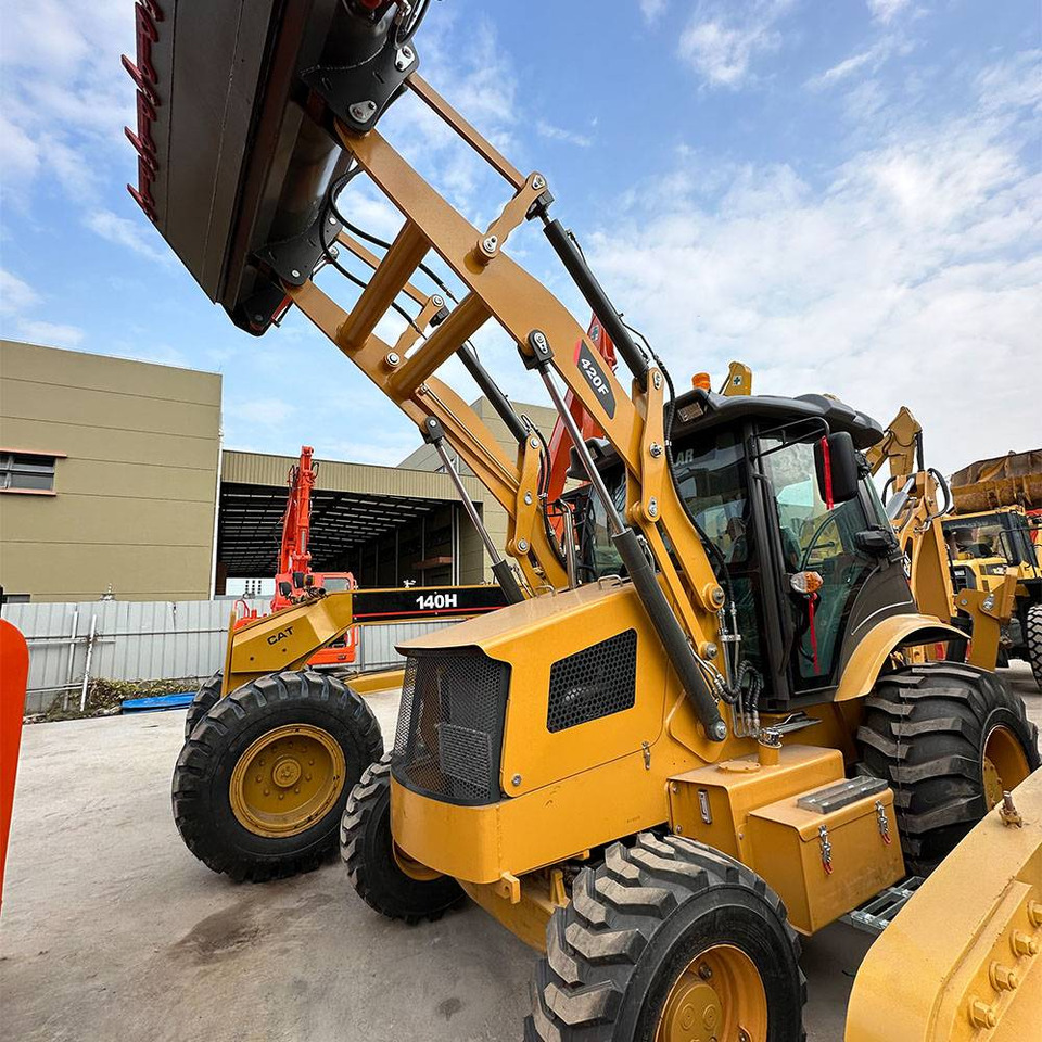 CATERPILLAR 420F - Backhoe loader: picture 5 CATERPILLAR 420F - Backhoe loader: picture 5