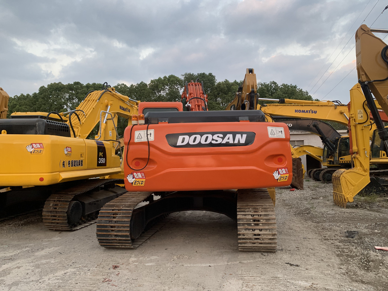 DOOSAN DX225LC - Wheel excavator: picture 2 DOOSAN DX225LC - Wheel excavator: picture 2
