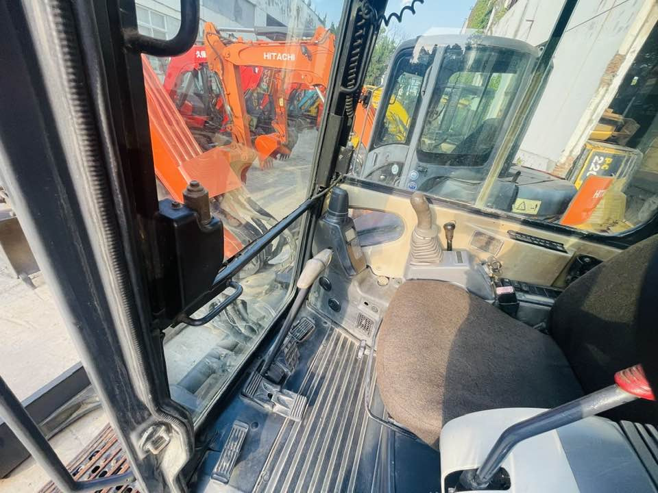 Hitachi Zaxis 50U - Mini excavator: picture 5 Hitachi Zaxis 50U - Mini excavator: picture 5