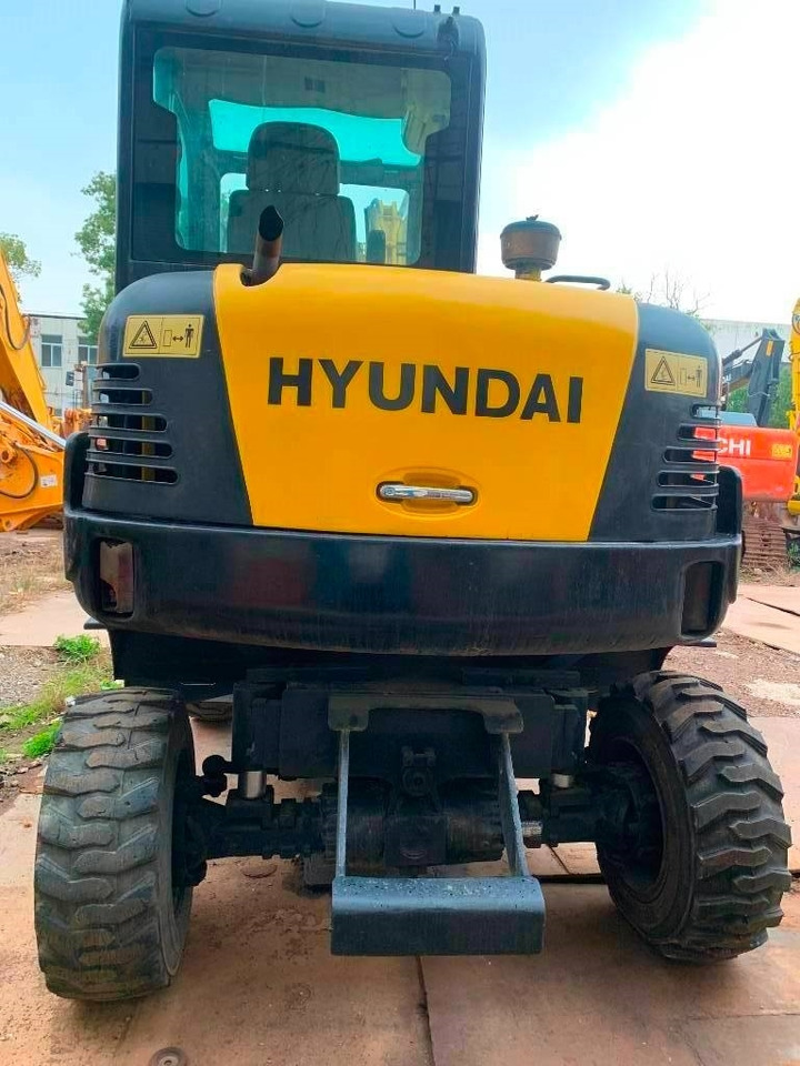 Hyundai Robex 60 W-7 - Wheel excavator: picture 5 Hyundai Robex 60 W-7 - Wheel excavator: picture 5