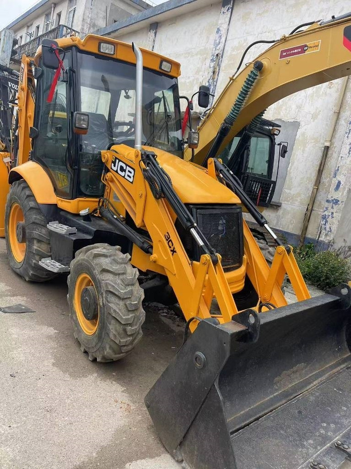 JCB 3 CX - Backhoe loader: picture 2 JCB 3 CX - Backhoe loader: picture 2