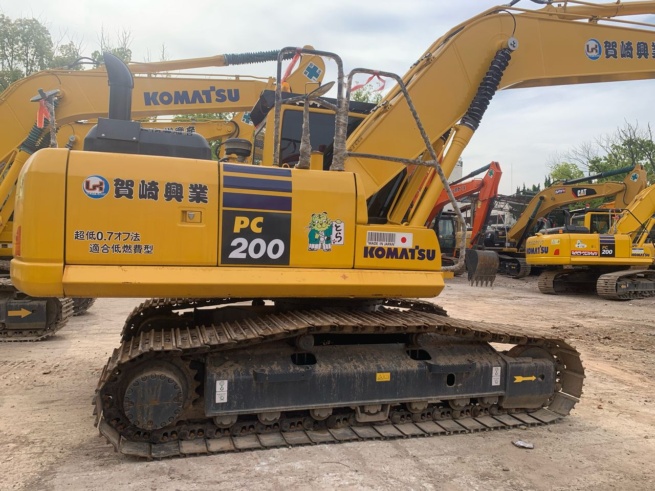 KOMATSU PC200-8 - Excavator: picture 2 KOMATSU PC200-8 - Excavator: picture 2