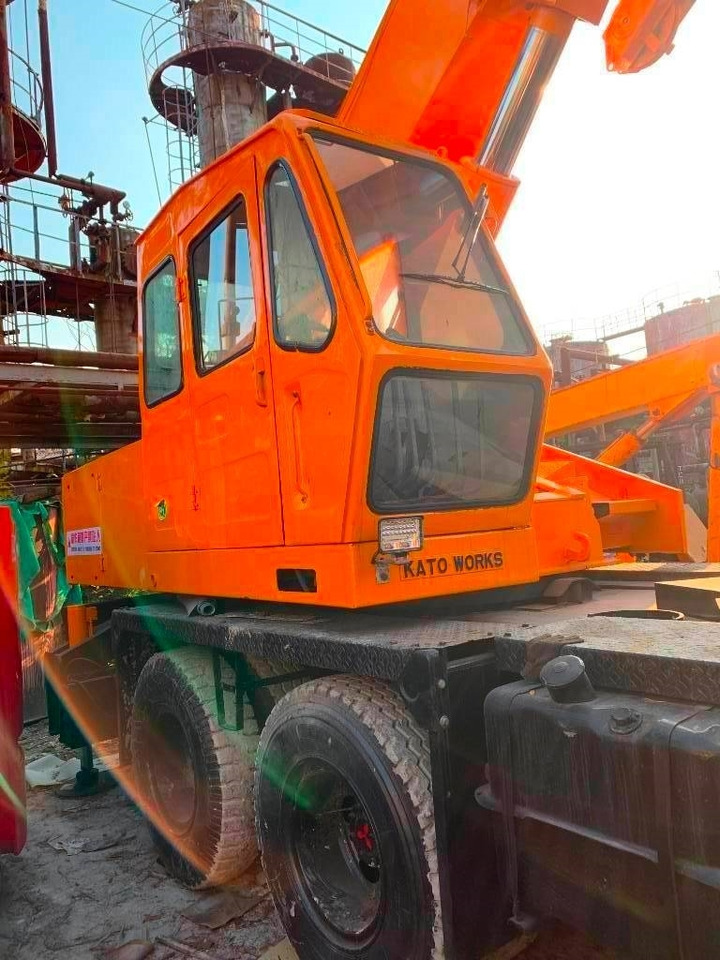 Kato NK 250 E - All terrain crane: picture 1 Kato NK 250 E - All terrain crane: picture 1