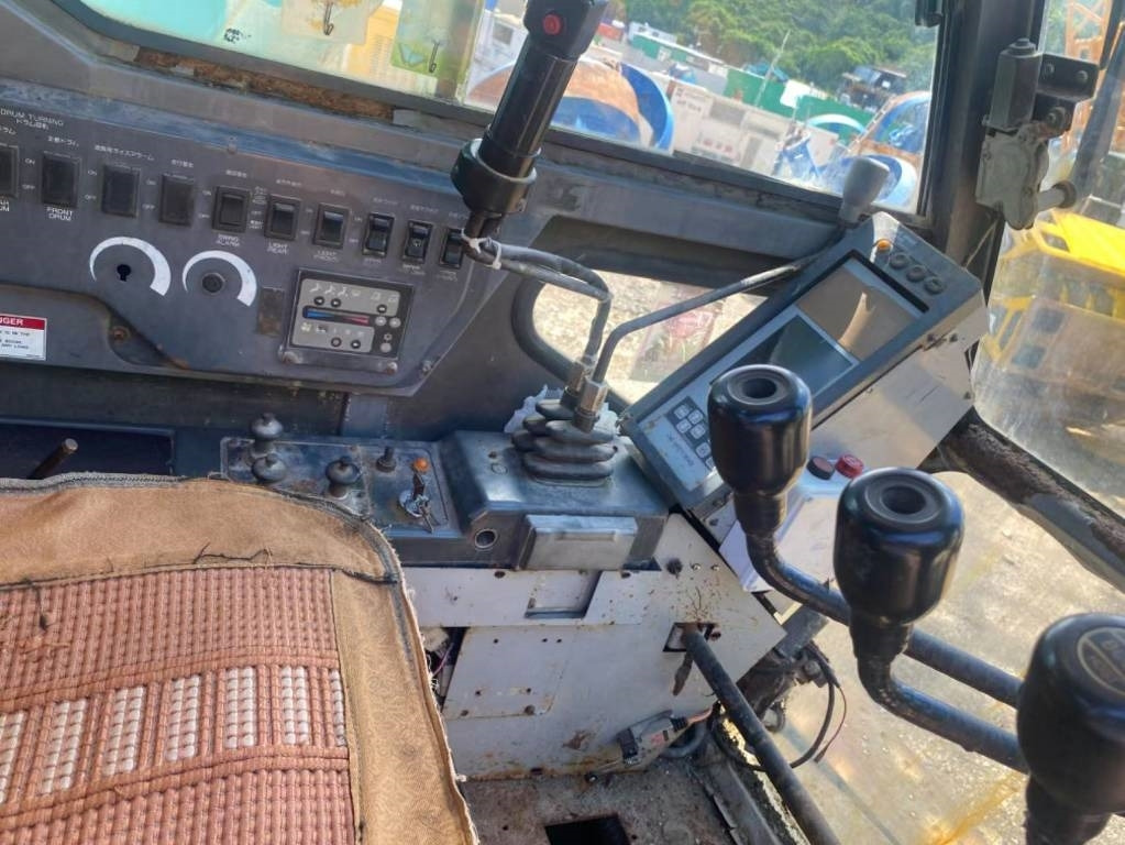 Kobelco CKE 2500  leasing Kobelco CKE 2500: picture 25