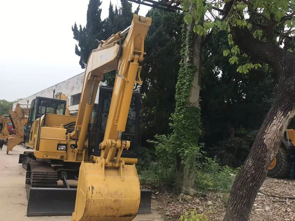 Komatsu PC 70 - Crawler excavator: picture 2 Komatsu PC 70 - Crawler excavator: picture 2