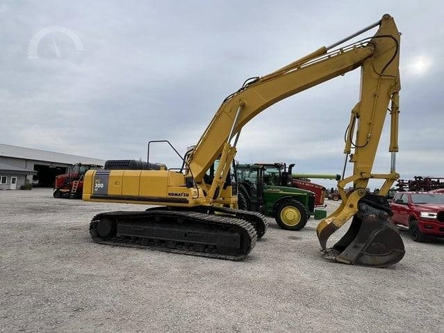 Komatsu PC300 - Crawler excavator: picture 1 Komatsu PC300 - Crawler excavator: picture 1