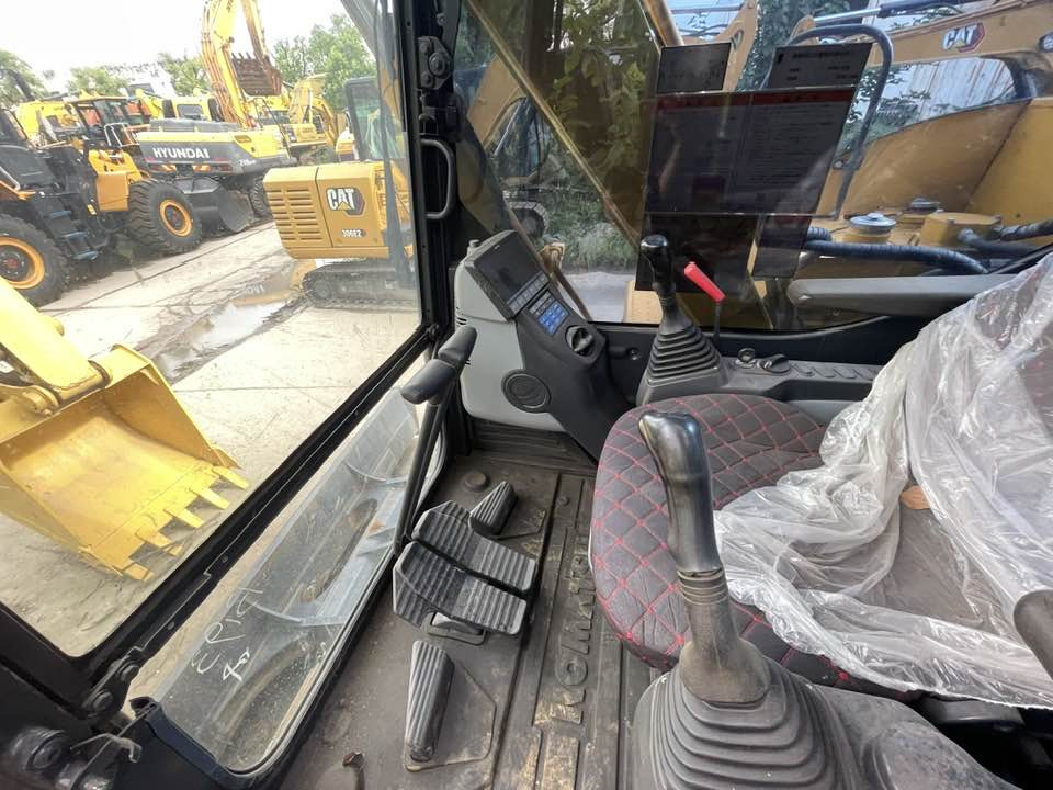 Komatsu PC70-8 - Mini excavator: picture 4 Komatsu PC70-8 - Mini excavator: picture 4