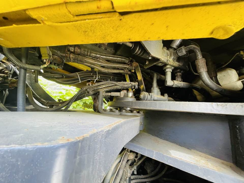 Wheel loader Komatsu WA470: picture 12 Wheel loader Komatsu WA470: picture 12