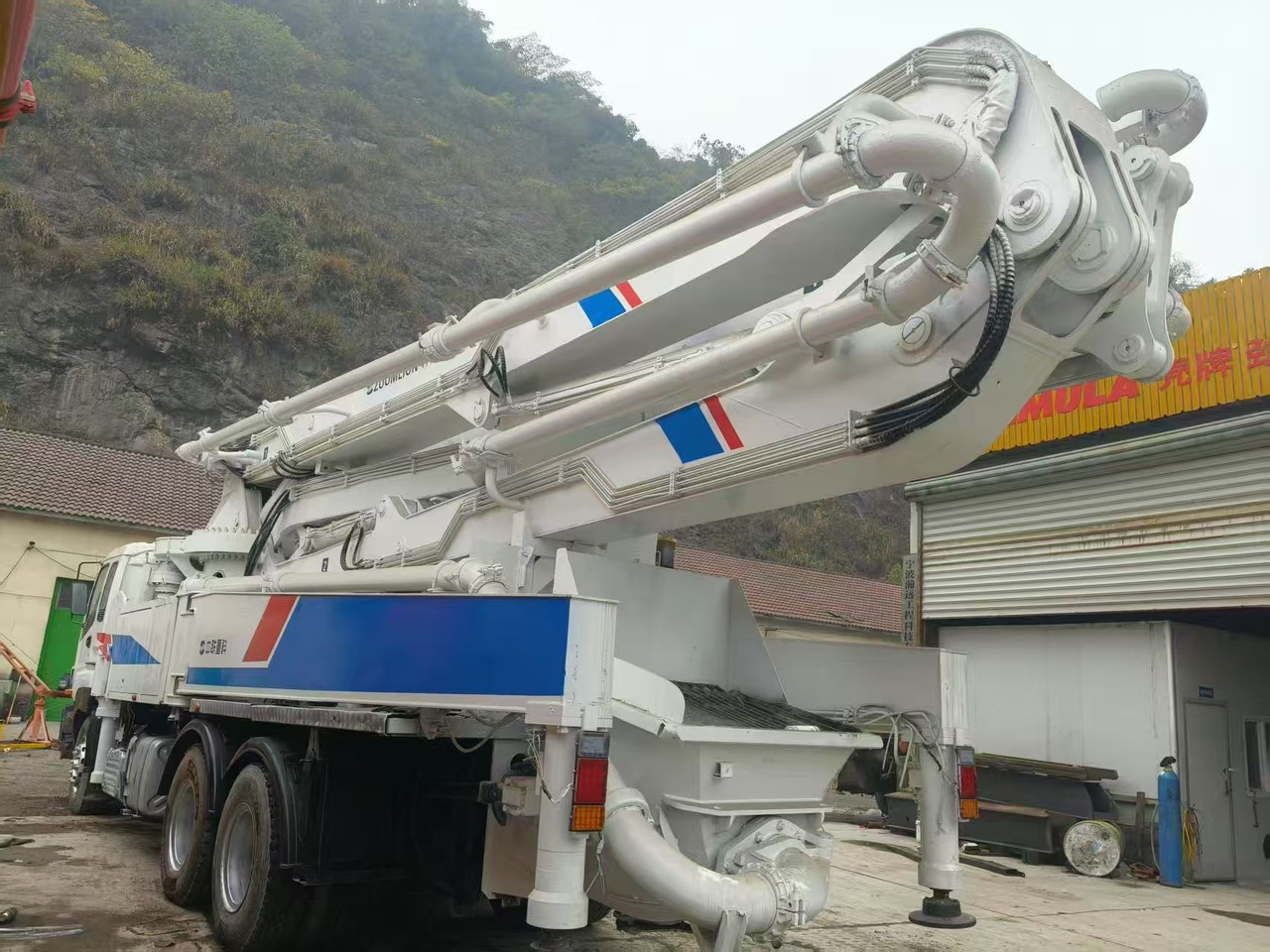 ZOOMLION 47X-5RZ - Construction equipment: picture 5 ZOOMLION 47X-5RZ - Construction equipment: picture 5