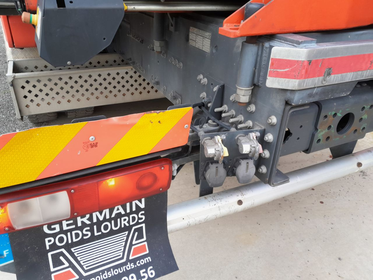 Renault C430 6x4 Standard platform Truck - Dropside/ Flatbed truck, Crane truck: picture 5 Renault C430 6x4 Standard platform Truck - Dropside/ Flatbed truck, Crane truck: picture 5