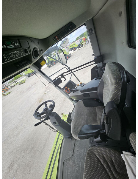 Claas Lexion 780 TT - Combine harvester: picture 5 Claas Lexion 780 TT - Combine harvester: picture 5
