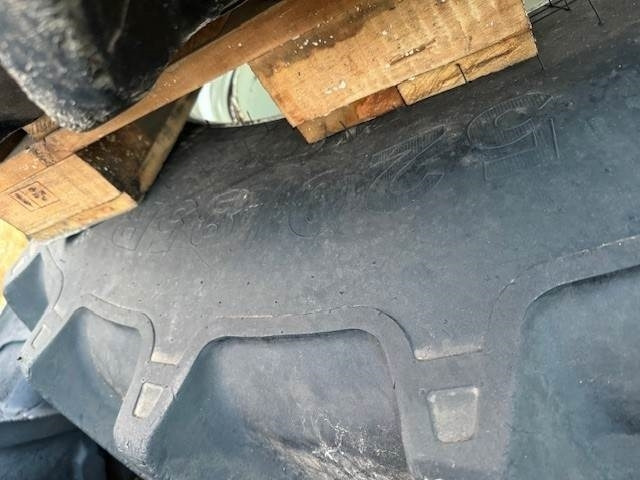 Alliance 520/85R42-38 - Tire: picture 2 Alliance 520/85R42-38 - Tire: picture 2