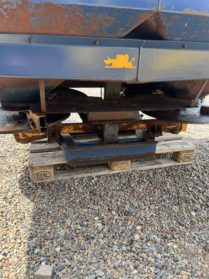 Fertilizing equipment Bogballe E1500: picture 6 Fertilizing equipment Bogballe E1500: picture 6