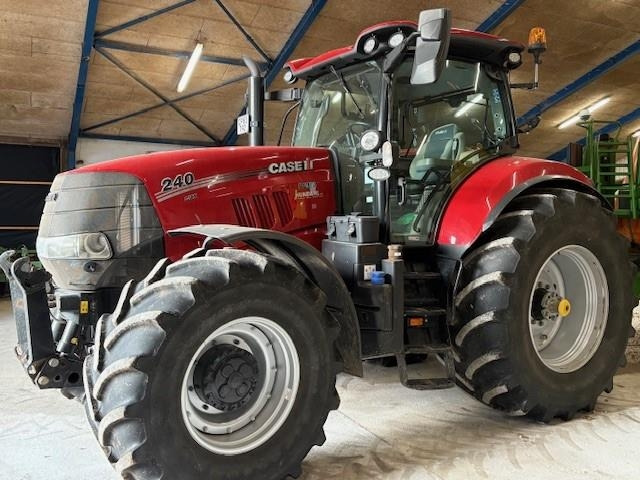 Case IH PUMA 240 CVX - Farm tractor: picture 1 Case IH PUMA 240 CVX - Farm tractor: picture 1