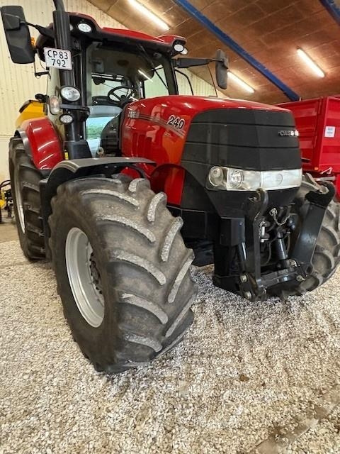 Case IH PUMA 240 CVX - Farm tractor: picture 3 Case IH PUMA 240 CVX - Farm tractor: picture 3