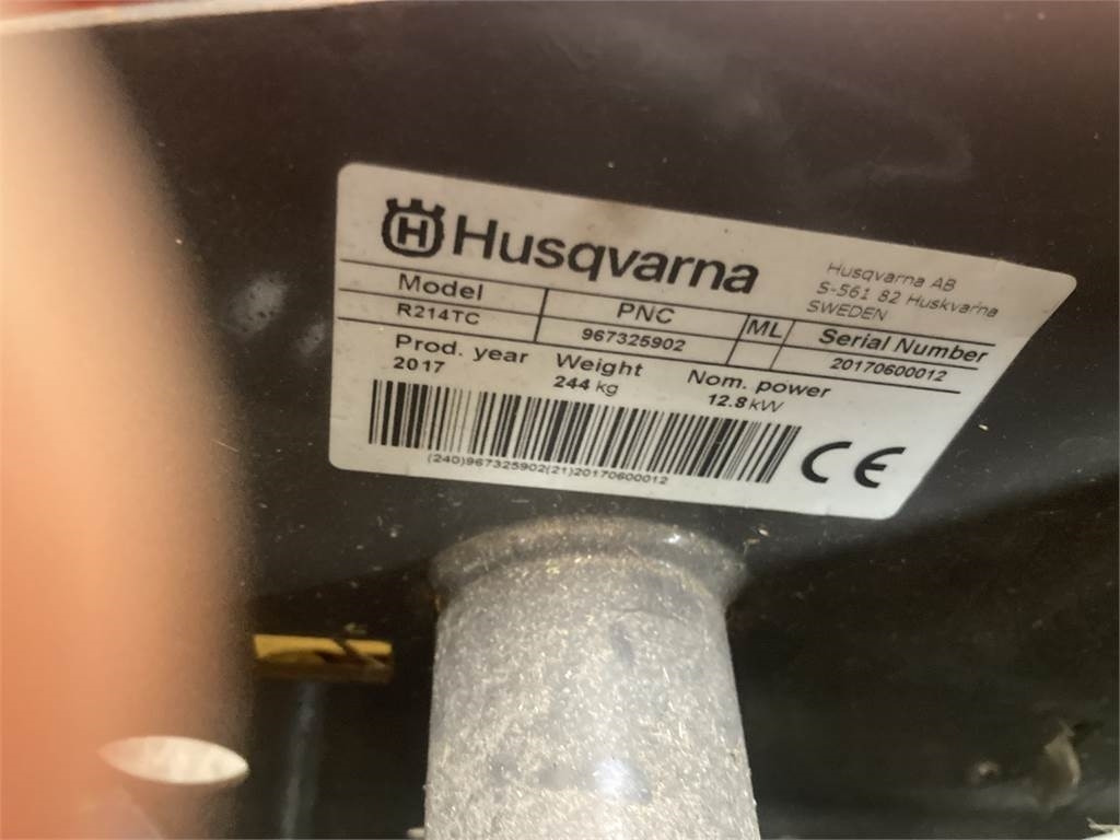 Husqvarna R214TC - Garden mower: picture 2 Husqvarna R214TC - Garden mower: picture 2