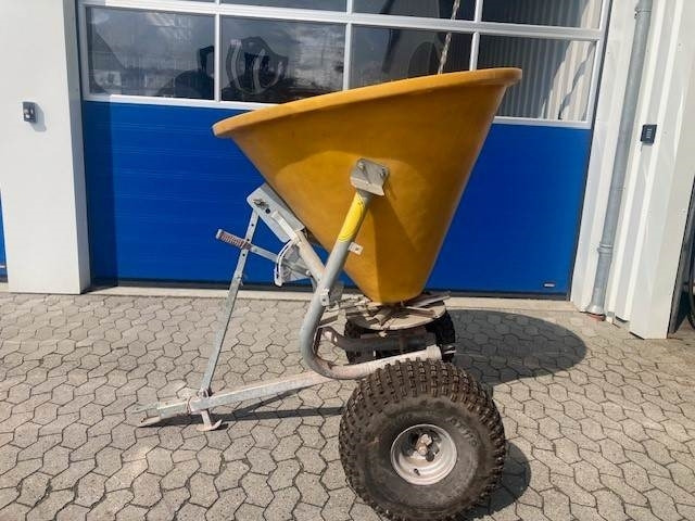 Jar-Met 200 - Fertilizer spreader: picture 1 Jar-Met 200 - Fertilizer spreader: picture 1