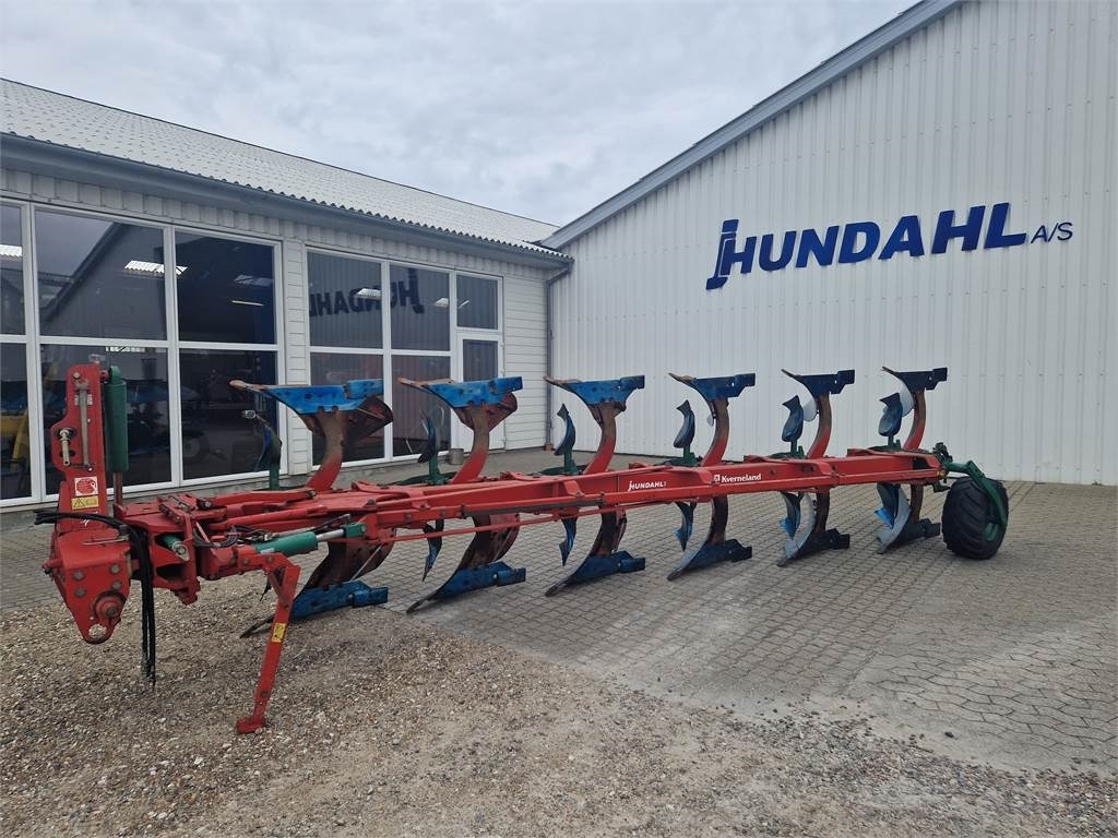 Kverneland EG 100-300-28 - Plow: picture 1 Kverneland EG 100-300-28 - Plow: picture 1