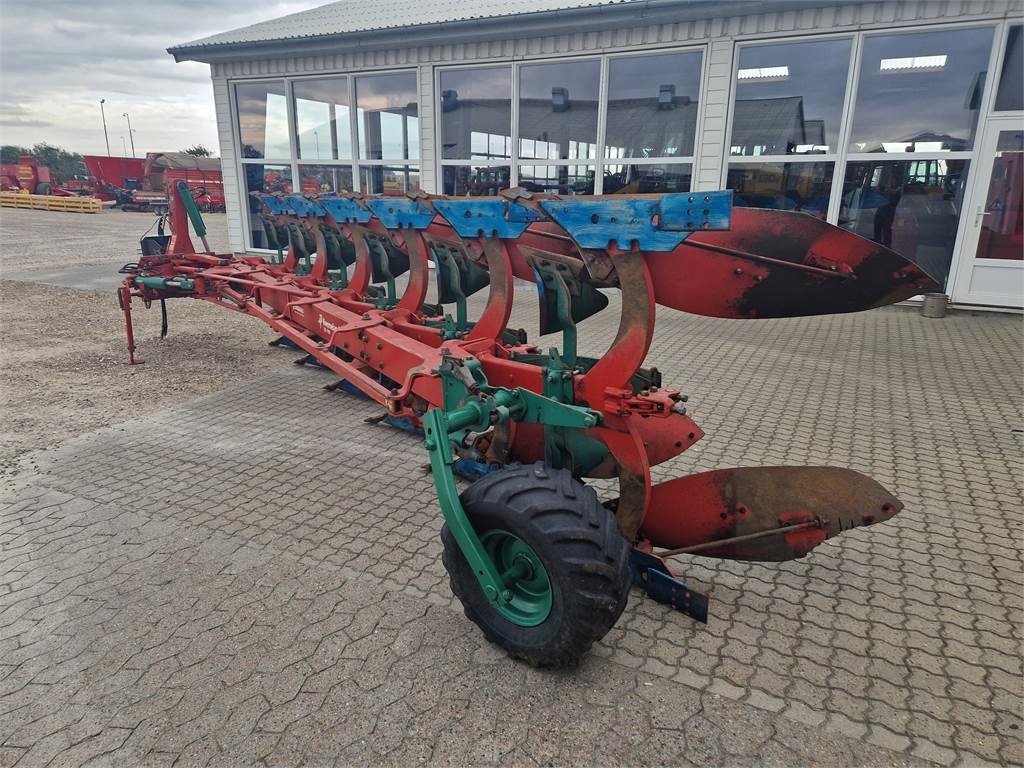 Kverneland EG 100-300-28 - Plow: picture 4 Kverneland EG 100-300-28 - Plow: picture 4