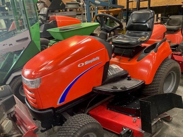 Simplicity LEGAZY 24,5HK DIESEL - Garden mower: picture 2 Simplicity LEGAZY 24,5HK DIESEL - Garden mower: picture 2