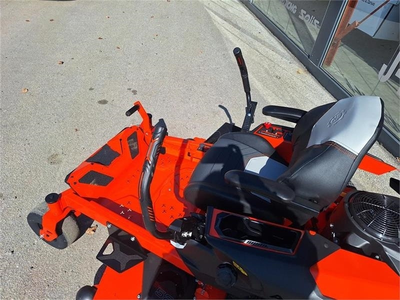 Ariens IKON XD 52" (132 Cm. Klippe bredde) - Municipal tractor: picture 5 Ariens IKON XD 52" (132 Cm. Klippe bredde) - Municipal tractor: picture 5