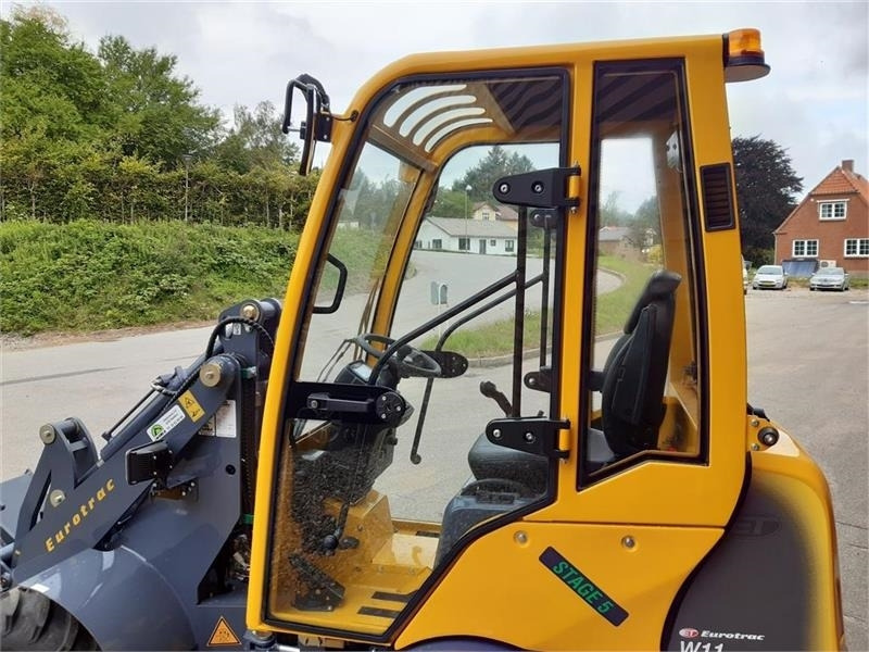 Eurotrac W11 w11 lang arm førehus - Compact loader: picture 5 Eurotrac W11 w11 lang arm førehus - Compact loader: picture 5