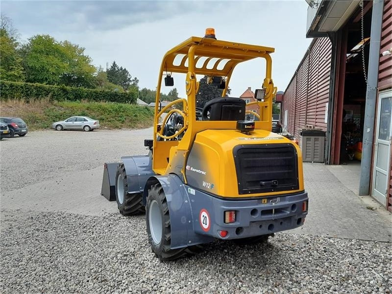 Eurotrac W12 - Compact loader: picture 3 Eurotrac W12 - Compact loader: picture 3
