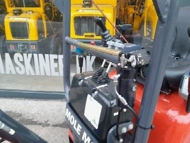Mini excavator Mole M12 1250 kg graver: picture 8