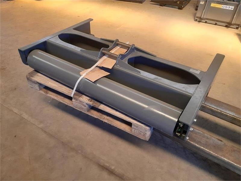 Bucket for Construction machinery - - - Planeringsbjælke: picture 1