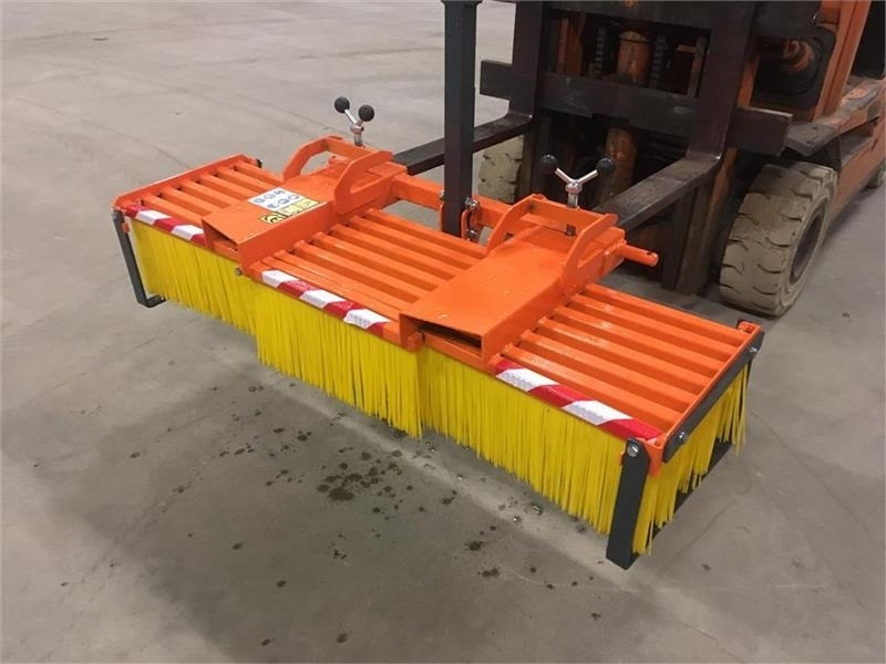 - - - Sweeper 1.50 - Broom for Municipal/ Special vehicle: picture 2 - - - Sweeper 1.50 - Broom for Municipal/ Special vehicle: picture 2