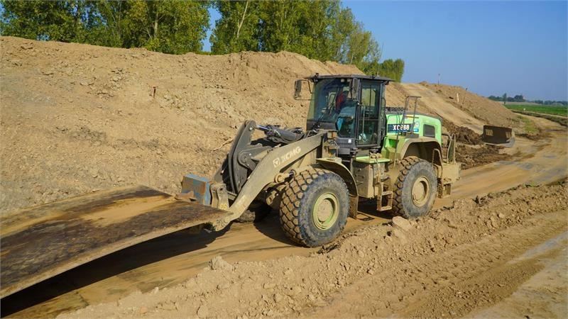 Wheel loader XCMG XC968-EV ELEKTRISK: picture 6