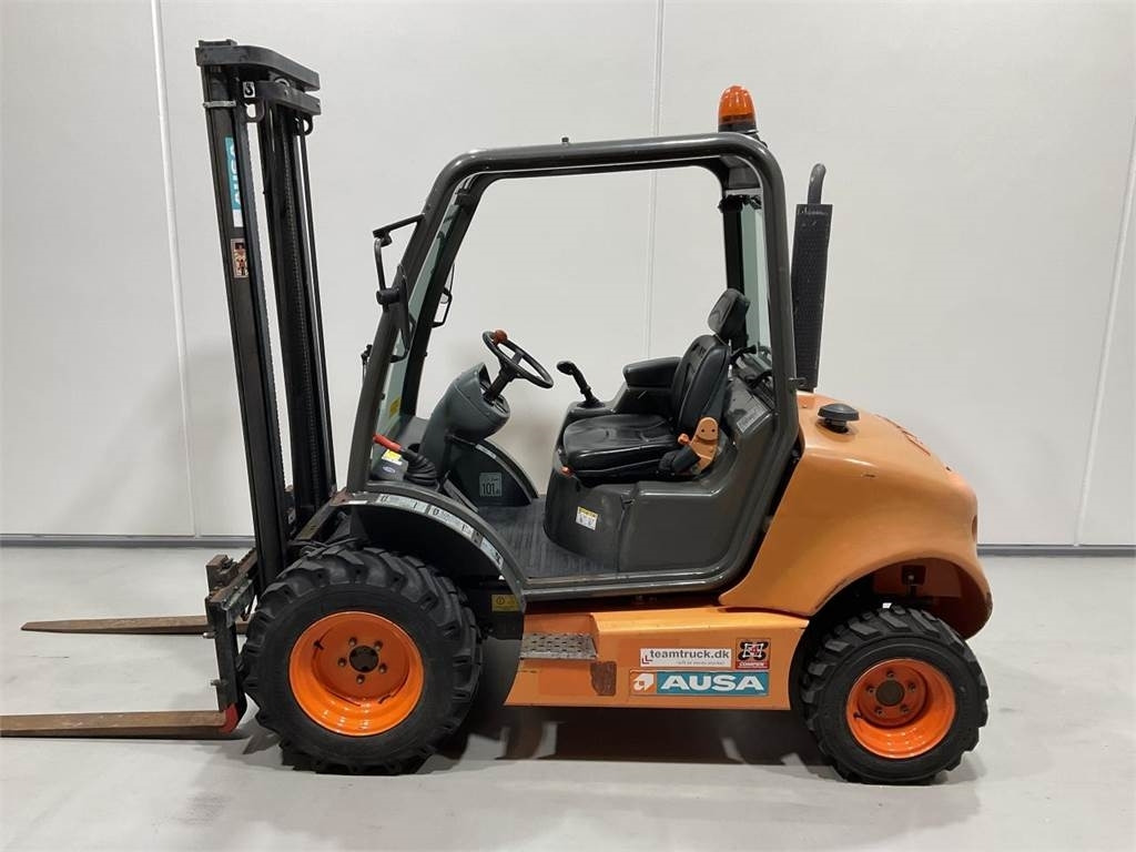 Ausa C150H X4 - Rough terrain forklift: picture 3 Ausa C150H X4 - Rough terrain forklift: picture 3