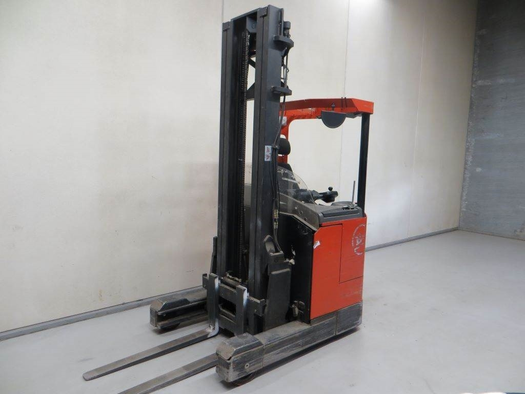 BT RR E2  - Reach truck: picture 3 BT RR E2  - Reach truck: picture 3