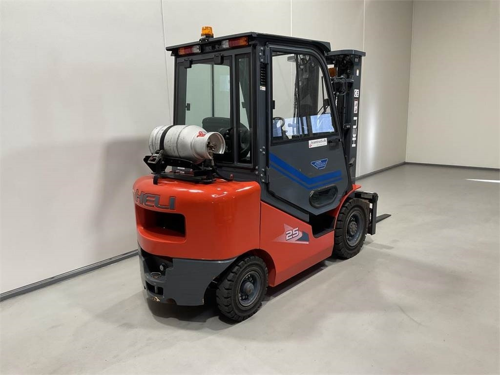 Heli CPYD25 - LPG forklift: picture 2 Heli CPYD25 - LPG forklift: picture 2