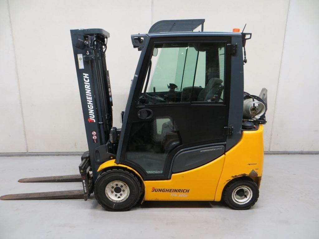 Jungheinrich TFG 320S - LPG forklift: picture 2 Jungheinrich TFG 320S - LPG forklift: picture 2