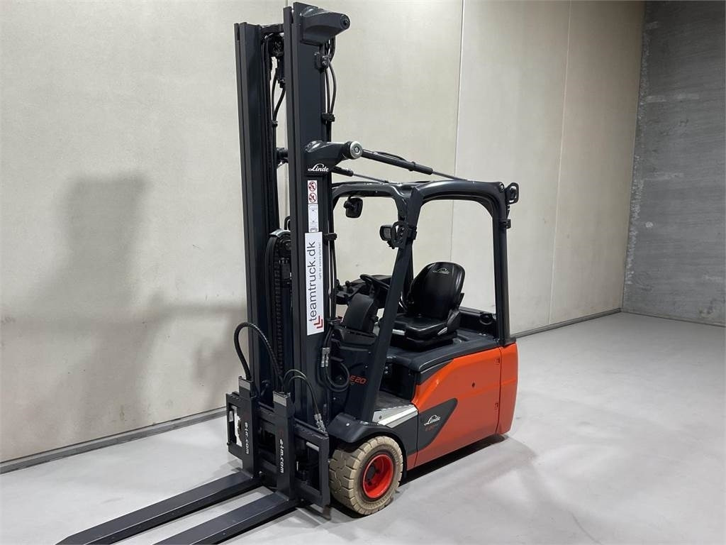 Linde E20-02  - Electric forklift: picture 4 Linde E20-02  - Electric forklift: picture 4