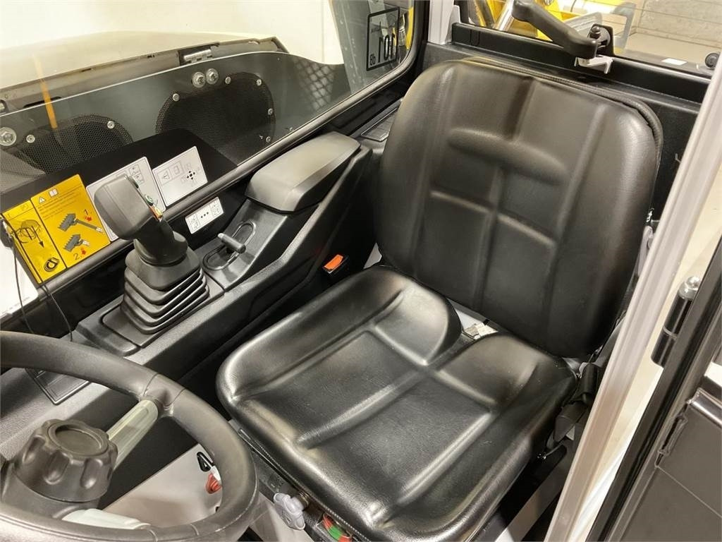 Wacker Neuson TH412  - Telescopic boom: picture 5 Wacker Neuson TH412  - Telescopic boom: picture 5