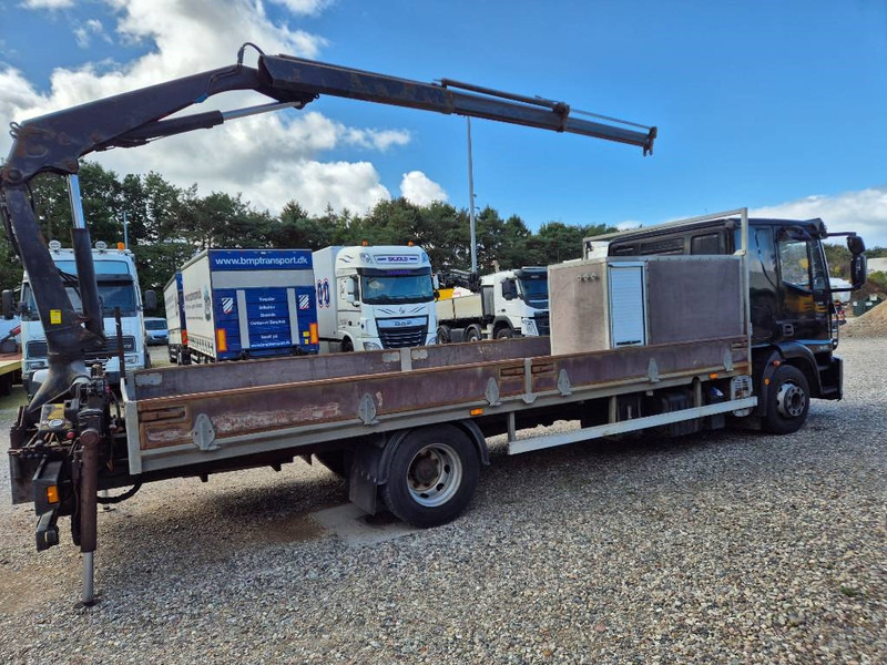 Iveco Eurocargo 120 E22 // Fassi F80A22 // - Crane truck: picture 5 Iveco Eurocargo 120 E22 // Fassi F80A22 // - Crane truck: picture 5