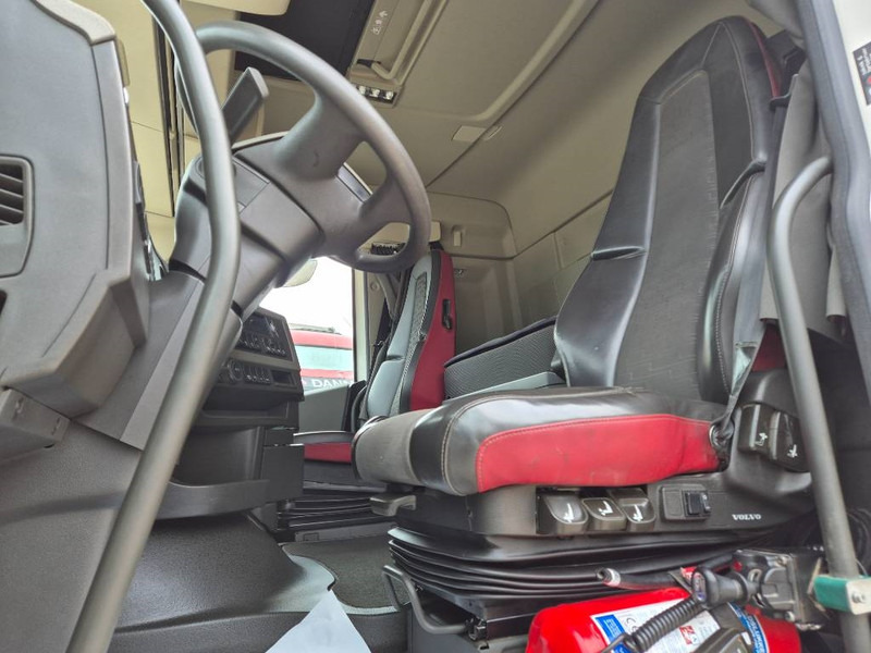 Tractor unit Volvo FH 500 // Nysynet // Hydraulik // ACC: picture 10