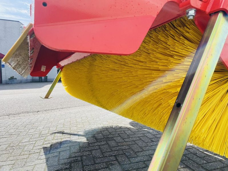 New Road sweeper ADLER K750-270 Veegmachine: picture 9