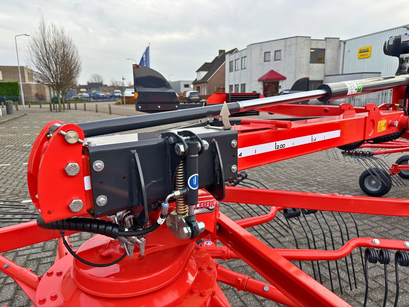 New Tedder/ Rake Kuhn GA13231 Rotorhark: picture 11 New Tedder/ Rake Kuhn GA13231 Rotorhark: picture 11