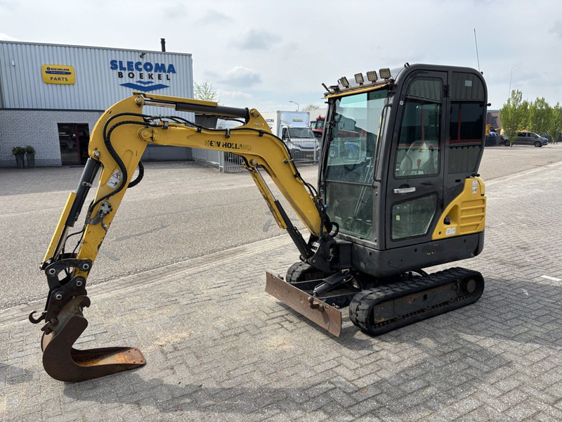 New Holland E18C Minigraver - Mini excavator: picture 1 New Holland E18C Minigraver - Mini excavator: picture 1