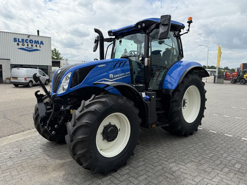 New Holland T6.145 AC STAGE V - Farm tractor: picture 1 New Holland T6.145 AC STAGE V - Farm tractor: picture 1