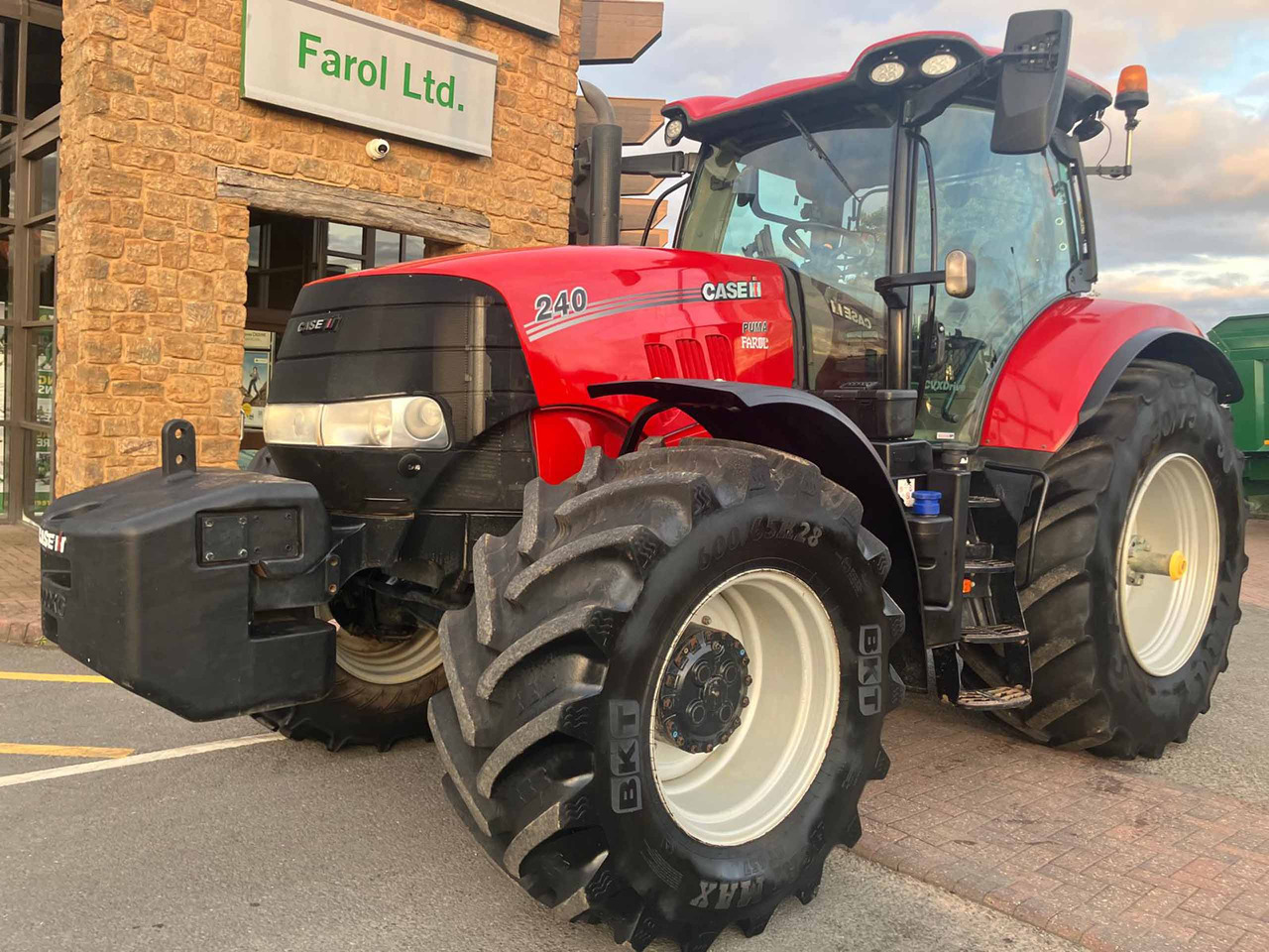 Case Puma 240 - Farm tractor: picture 3 Case Puma 240 - Farm tractor: picture 3