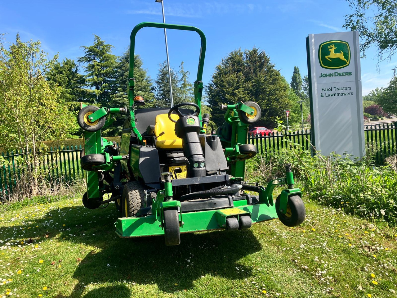 John Deere 1600T Wide Area Mower - Garden mower: picture 2 John Deere 1600T Wide Area Mower - Garden mower: picture 2