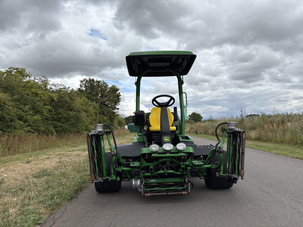 John Deere 7500AE Fairway Mower - Garden mower: picture 2 John Deere 7500AE Fairway Mower - Garden mower: picture 2